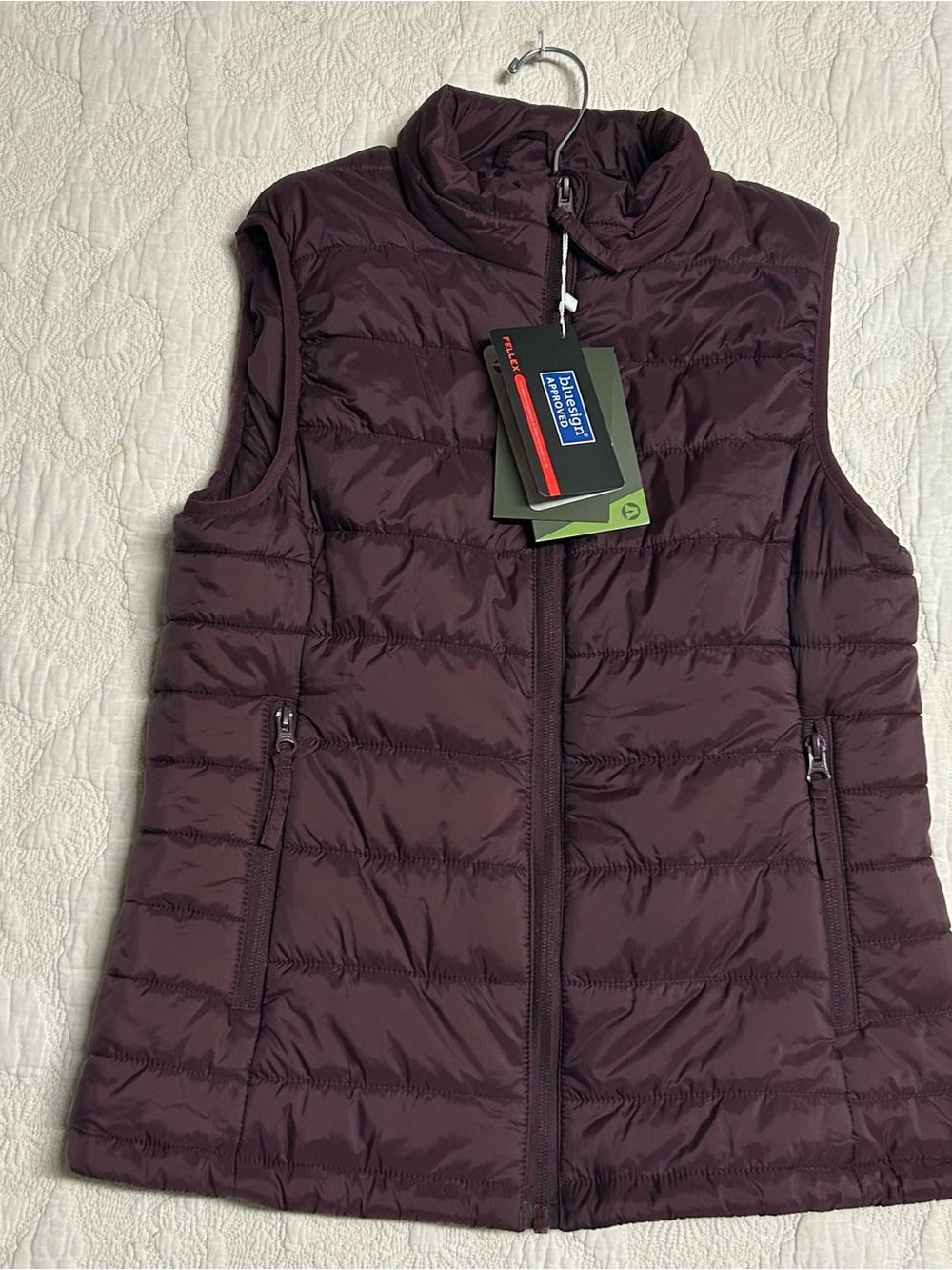 Outdoor Venture XS Quilted Zip Front Vest in Deep Plum NWT